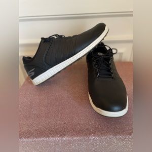 Sketchers Go Golf Men’s Size 13 Golf Shoes.